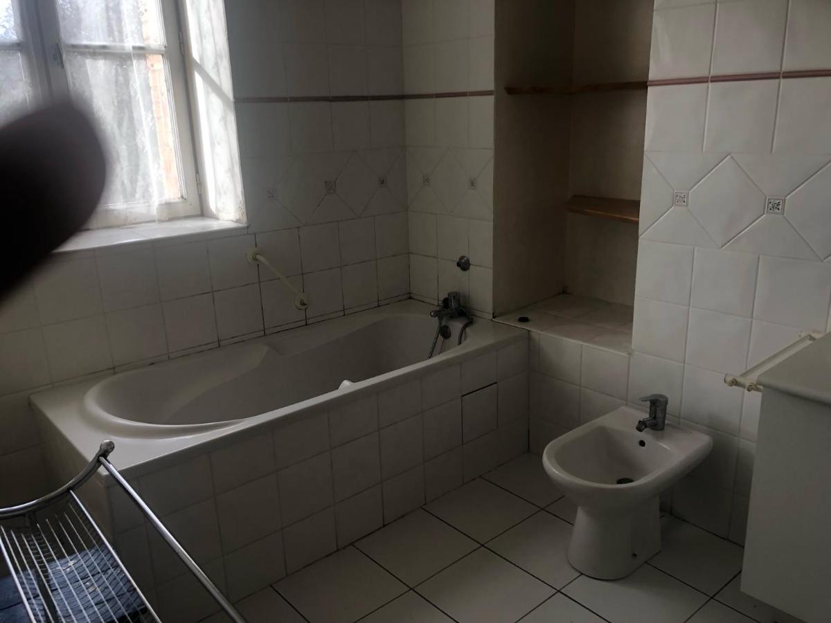 Gite -Belle Maison Dans Une Ancienne Ecole-Tarif Reduit Hors We ! Chanzeaux Екстериор снимка